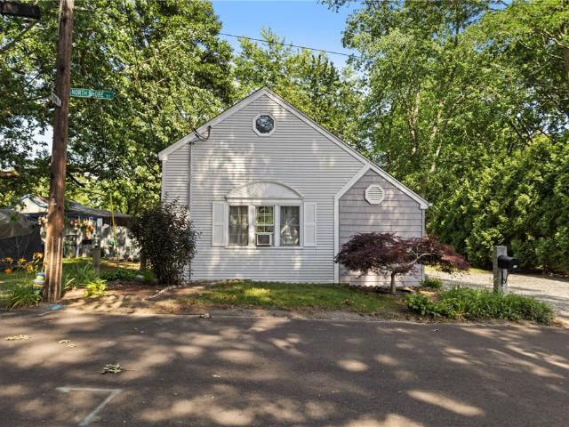 11 N Shore Street