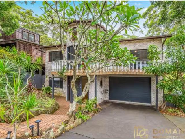 11 Namatjira Drive, Macmasters Beach House for rent Listed by.