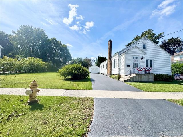 11 Norman Avenue