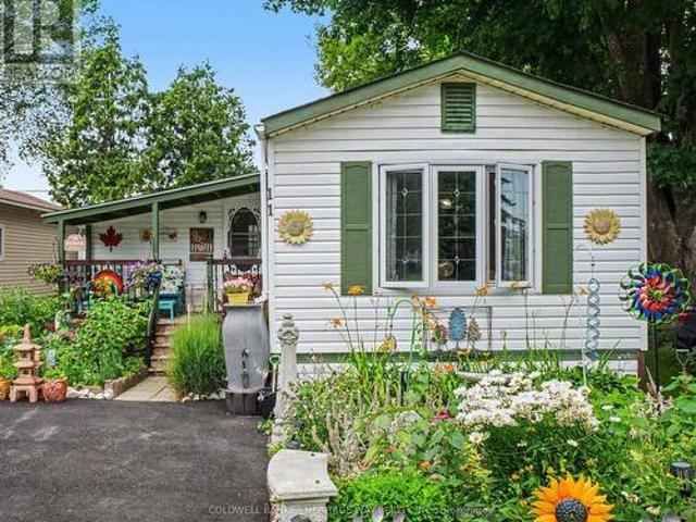 11 Oakwood Street, Beckwith, ON, K7C 0S6 house for sale | Listing ID X13589 | Royal LePage