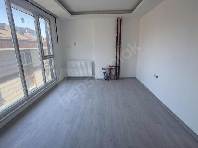 1+1 OTOPARKLI SIFIR KİRALIK FIRSAT DAİRE