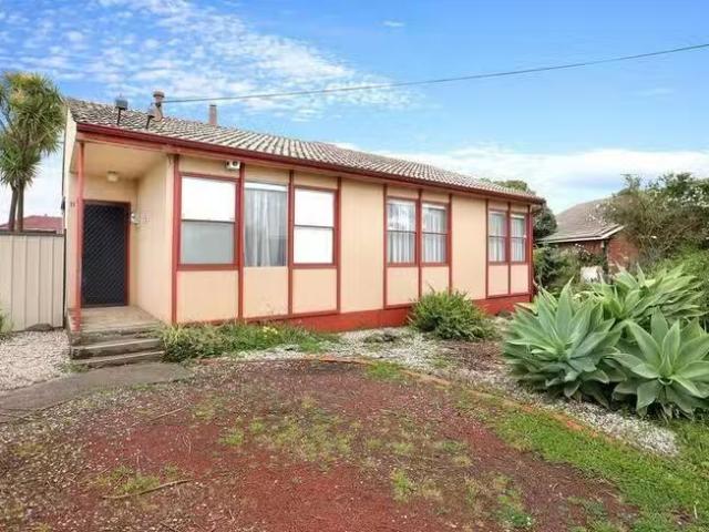 11 Ouyen Court, Dallas, VIC 3047