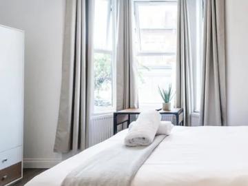 11 Palace Mews, London, SW6 7TQ, United Kingdom | Studio apartment for rent #106603073 | Rentberry