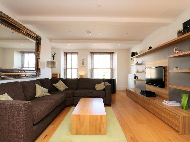 11 Park Terrace, Glasgow, G3 6BY, United Kingdom | 2 bed apartment for rent #133646882 | Rentberry
