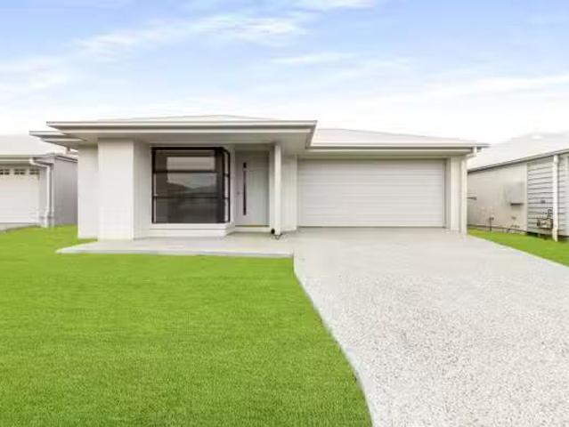 11 Patterson Road, WALLOON, QLD 4306 House for Rent