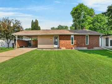 11 Pawnee Bay, Winnipeg, MB, R2J 2C8 house for sale | Listing ID 202611 | Royal LePage