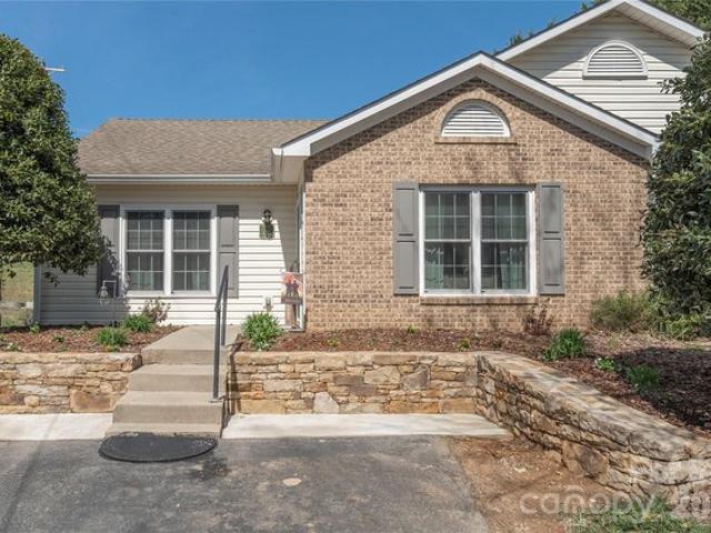 11 Pearl St Unit A, Black Mountain, NC 28711