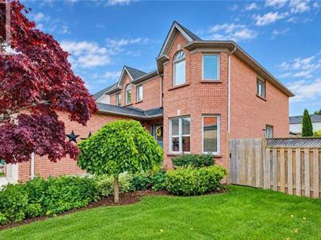 11 Peregrine Crescent, Cambridge, ON, N1T 1N9 house for sale | Listing ID 40870 | Royal LePage
