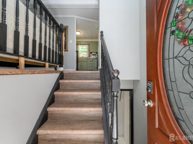 11 Pine Ridge Road