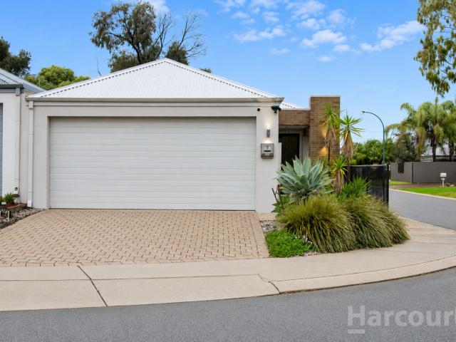 11 Pingle Drive, GREENFIELDS, WA 6210