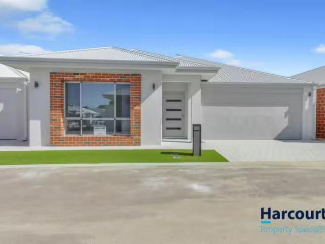 11 Pistachio Way, HENLEY BROOK, WA 6055 House for Rent