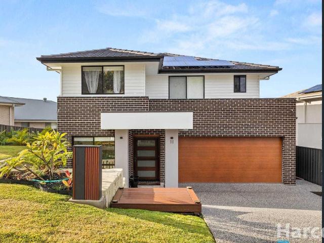 11 Portland Drive, Cameron Park, NSW 2285