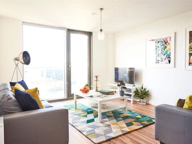 11 Plaza Boulevard, Liverpool L8, 3 bed flat to rent, £1,500 pcm | PrimeLocation