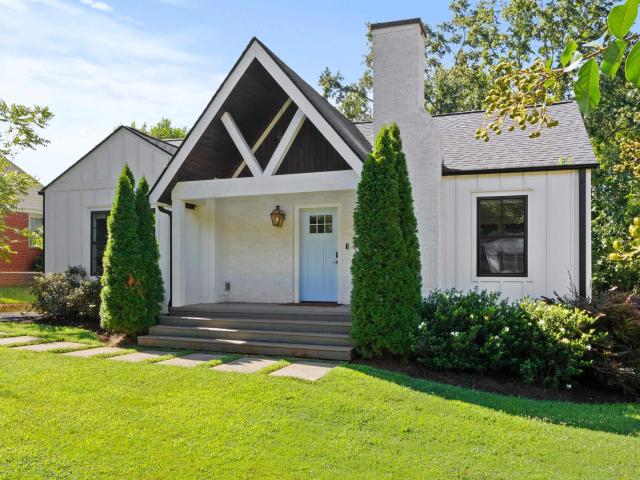 11 Pleasant Ridge Avenue