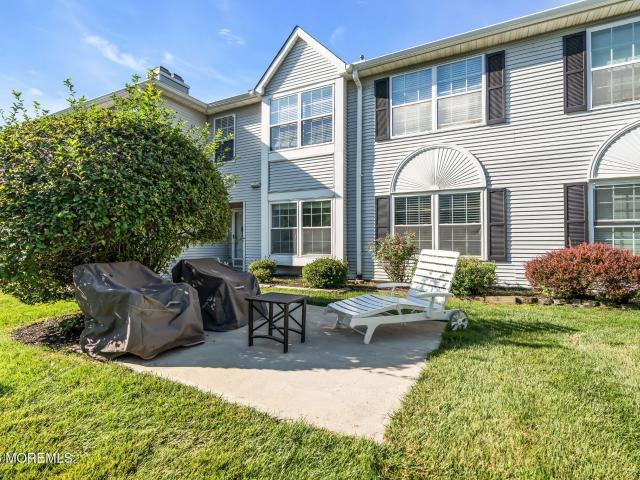 11 Racquet Rd. Road