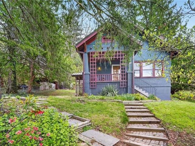 11 Renwick Heights Rd, Ithaca, NY 14850