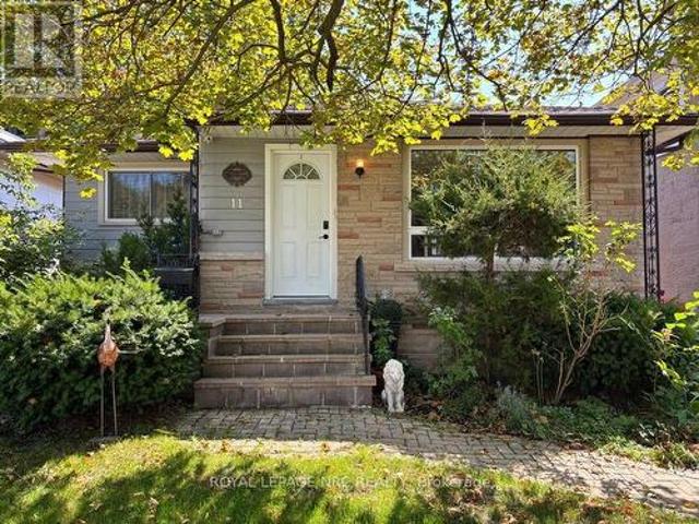 11 Rebecca Street, St. Catharines Ridley, ON, L2S 2G7 house for lease | Listing ID X13838 | Royal LePage