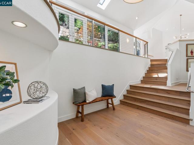 11 Redwood Cir