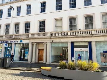 11 Reform Street, Dundee City Centre Near Boots DD1, 3 bed flat to rent, £1,230 pcm | PrimeLocation