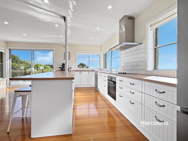 11 Revell Lane, PENGUIN, TAS 7316