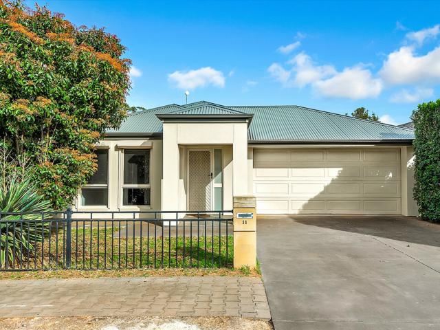 11 Riesling Crescent, Andrews Farm SA