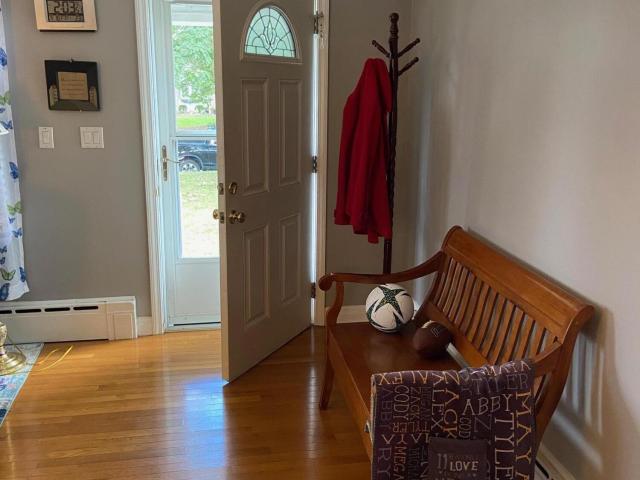 11 Riverledge Road