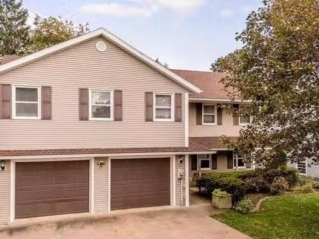11 Robie Tufts Drive, Wolfville, NS, B4P 1E7 investment for.