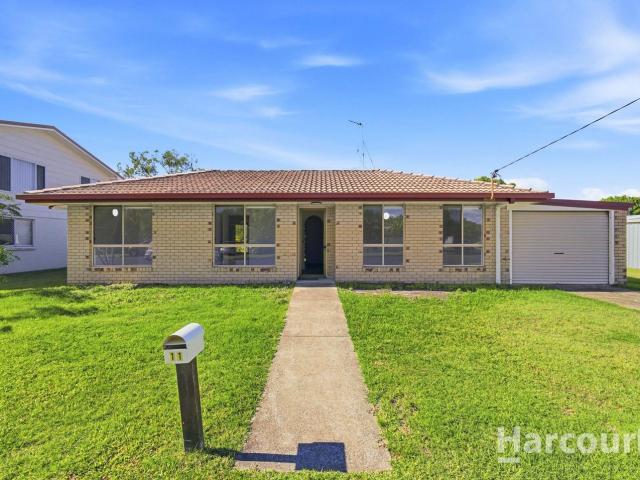 11 Ross Street, URANGAN, QLD 4655
