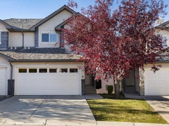 11 Royal Crest Court Nw, Calgary, AB, T3G 5W3 semi detached for sale | Listing ID A2350 | Royal LePage