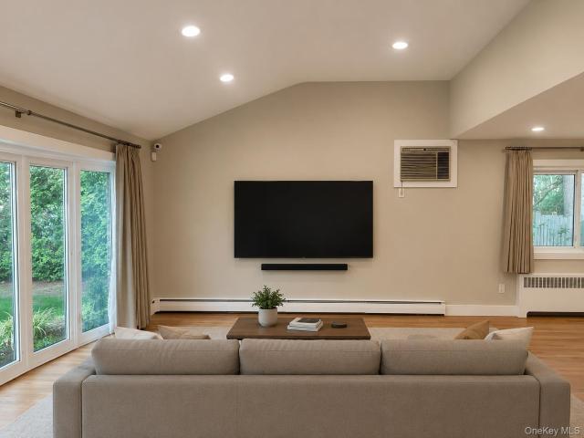 11 Royal Oak Drive