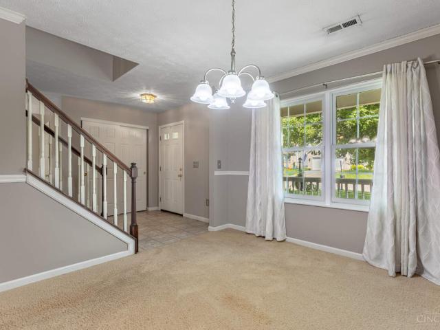 11 S Glen Oak Drive
