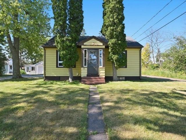 11 S 51st Ave E, Duluth, MN 55804