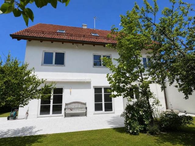 11 Schlafzimmer Haus Wartenberg Deutschland LS103402263