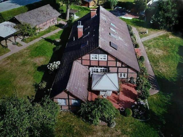 11 Schlafzimmer Haus Herzlake Deutschland LS103066868