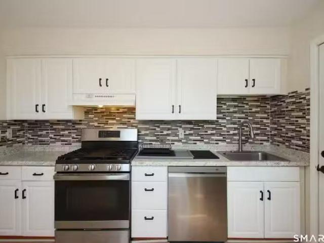 11 Sable St #2, Norwalk, CT 06854 MLS 24160880