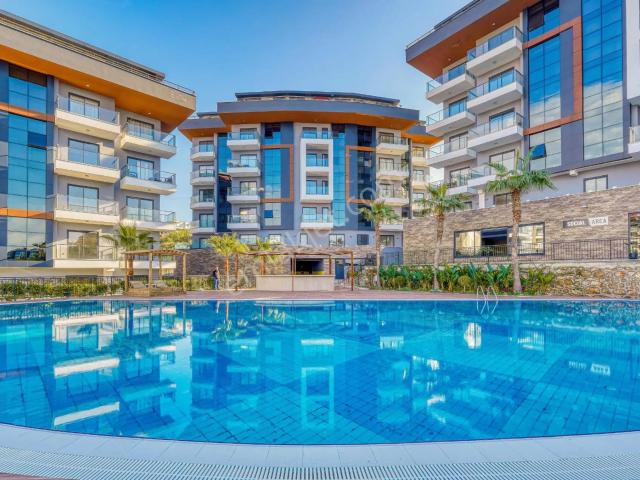 1+1 Satılık Site İçi Denize Yakın Daire