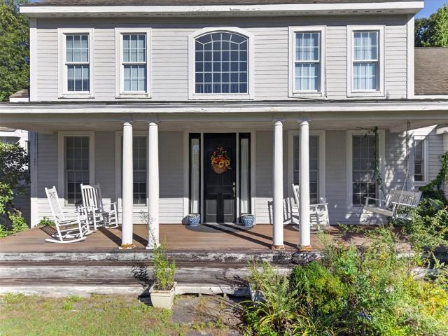 11 Seabury Drive