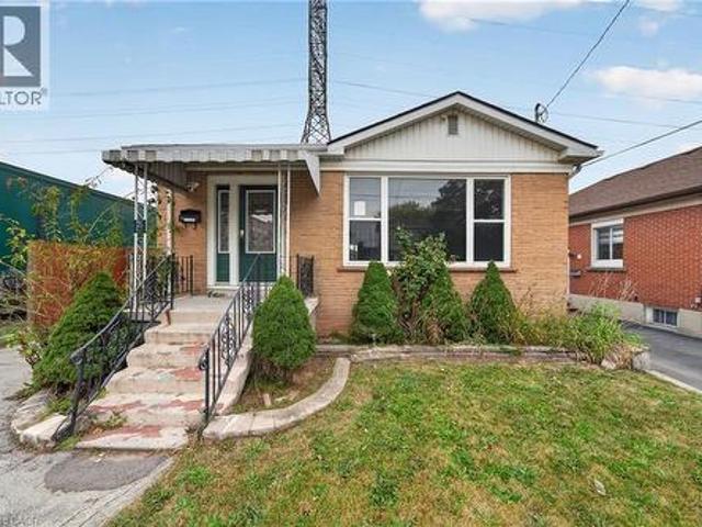 11 Selkirk Avenue, Hamilton, ON, L8H 5L6 house for sale | Listing ID 40868 | Royal LePage