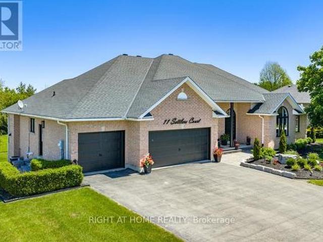 11 Settlers Court, Puslinch, ON, N0B 2C0 house for sale | Listing ID X13597 | Royal LePage
