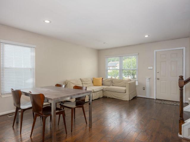 11 Silver Hill Court