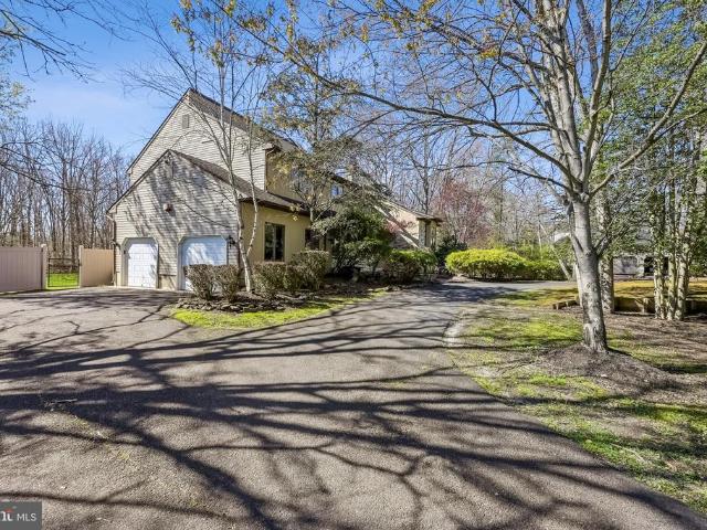 11 Silver Lake Drive