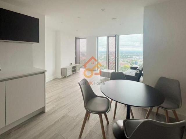 11 Silvercroft Street, Manchester M15, 2 bed flat to rent, £2,300 pcm | PrimeLocation
