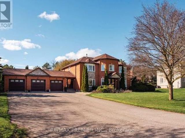 11 Sleepy Hollow Lane, Whitchurch Stouffville, ON, L4A 3G7 house for sale | Listing ID N13052 | Royal LePage