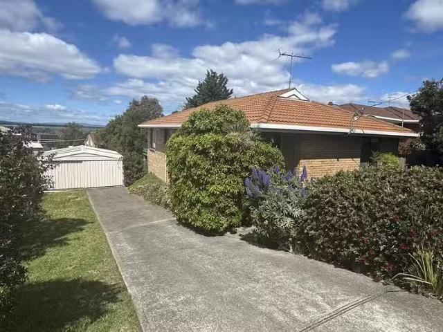 11 Stewart Court, Midway Point, TAS 7171