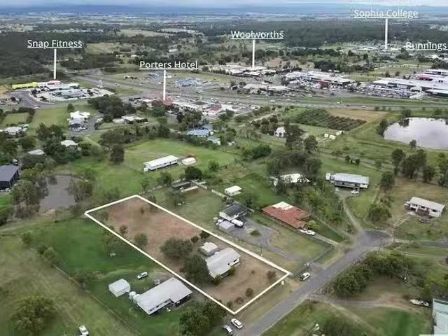 11 Stieler Drive, Plainland, QLD 4341