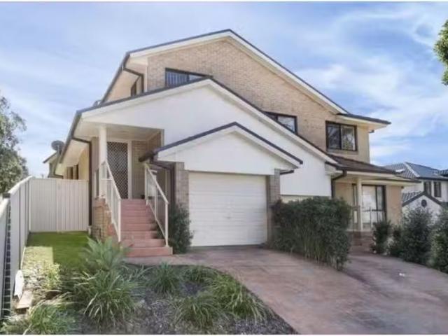 11A Clementine Place, Mardi Townhouse for rent Listed by Make.