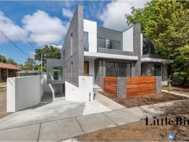 11a Gillen Street, Ainslie Townhouse for rent Listed by Taye.