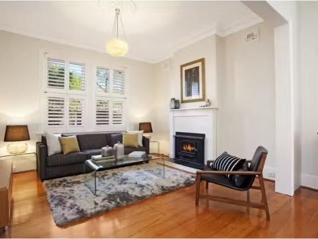 11A Jennings Street, ALEXANDRIA House for rent Listed by Zeyn.