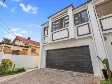 11A St Johns Row, Glenelg, SA 5045