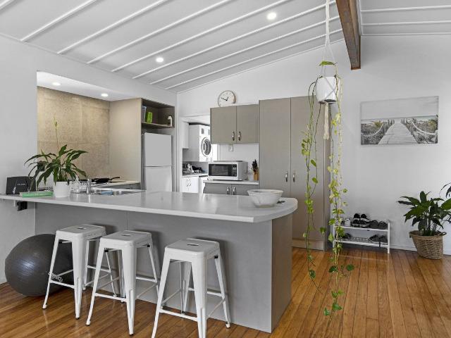 1/2040 Gold Coast Highway, MIAMI, QLD 4220